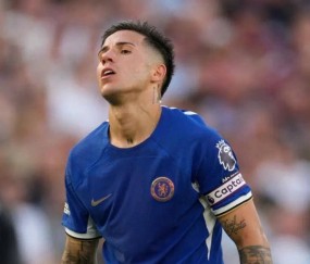 蓝军副队长成曼城夏季引援重点 若无缘欧冠切尔西或被迫出售套现